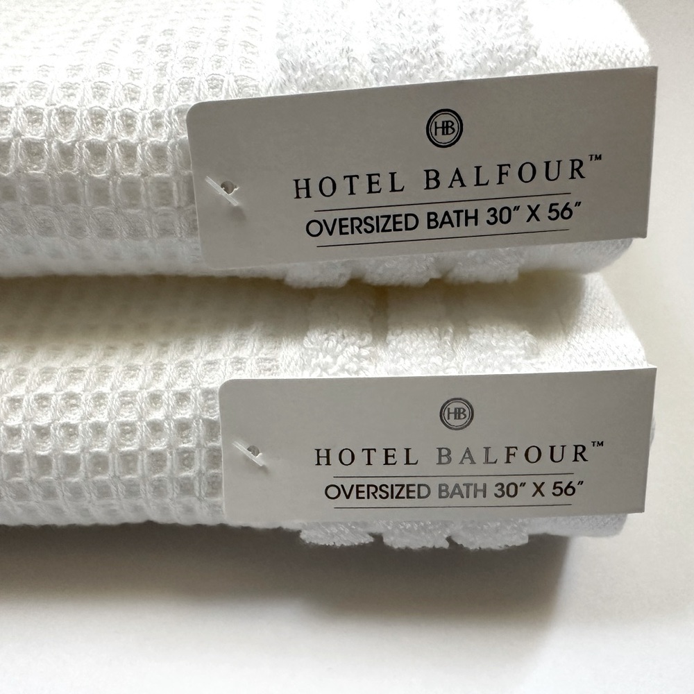 🎁9 PC Hotel Balfour Oversized Bath Towel Set- Cotton- White Waffle Texture - Picture 4 of 9